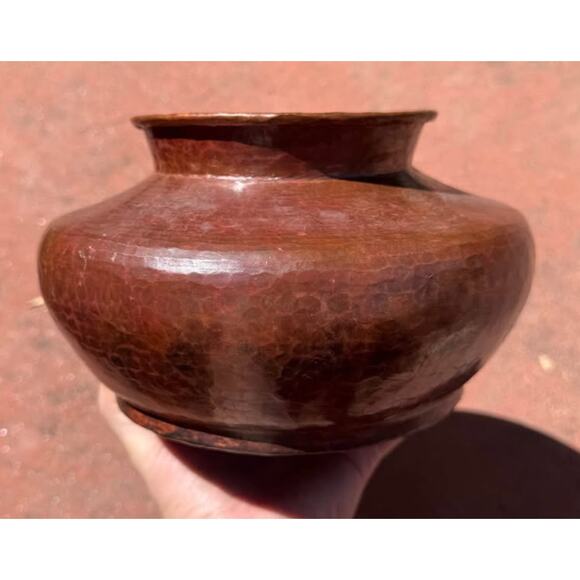 Hammered Copper solid vintage pot - Picture 2 of 6